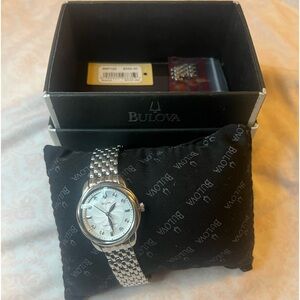 Bulova woman watch 95P125